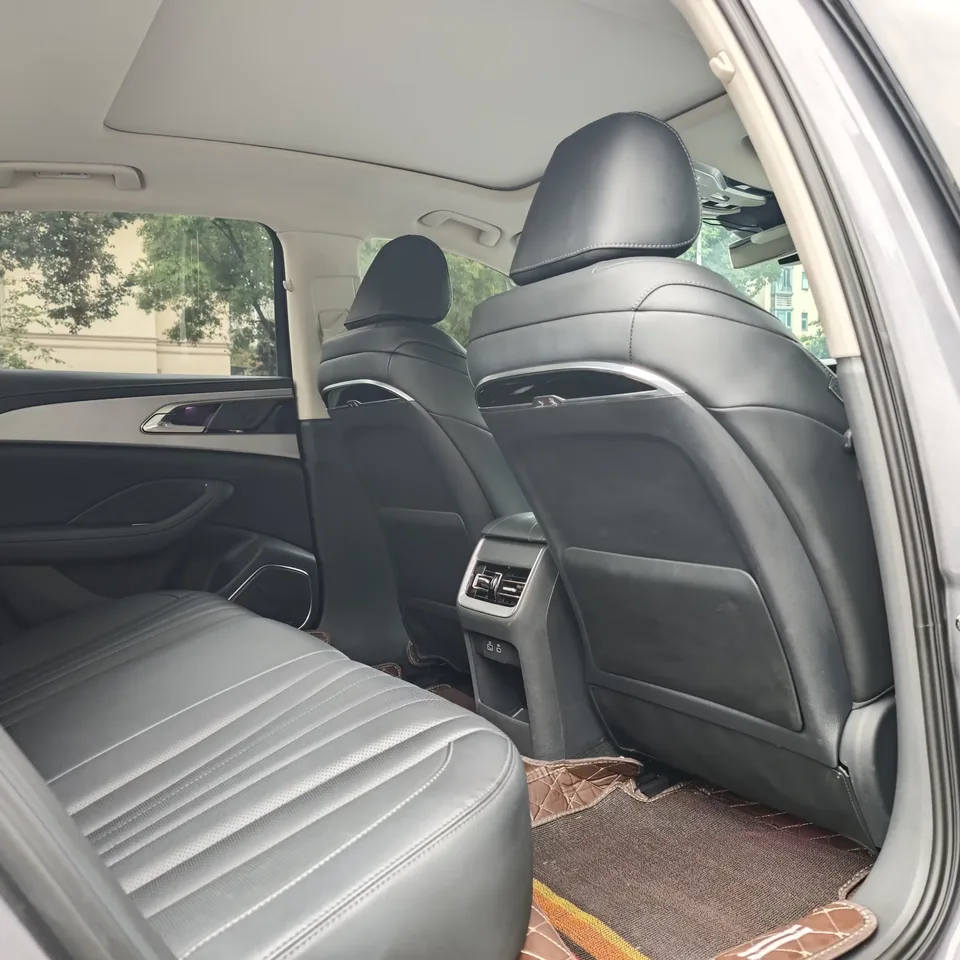 Hongqi H5 Hongqi H5 2023 2.0T Automatic Intelligent Connection Flagship Edition 2023 — thumbnail 3