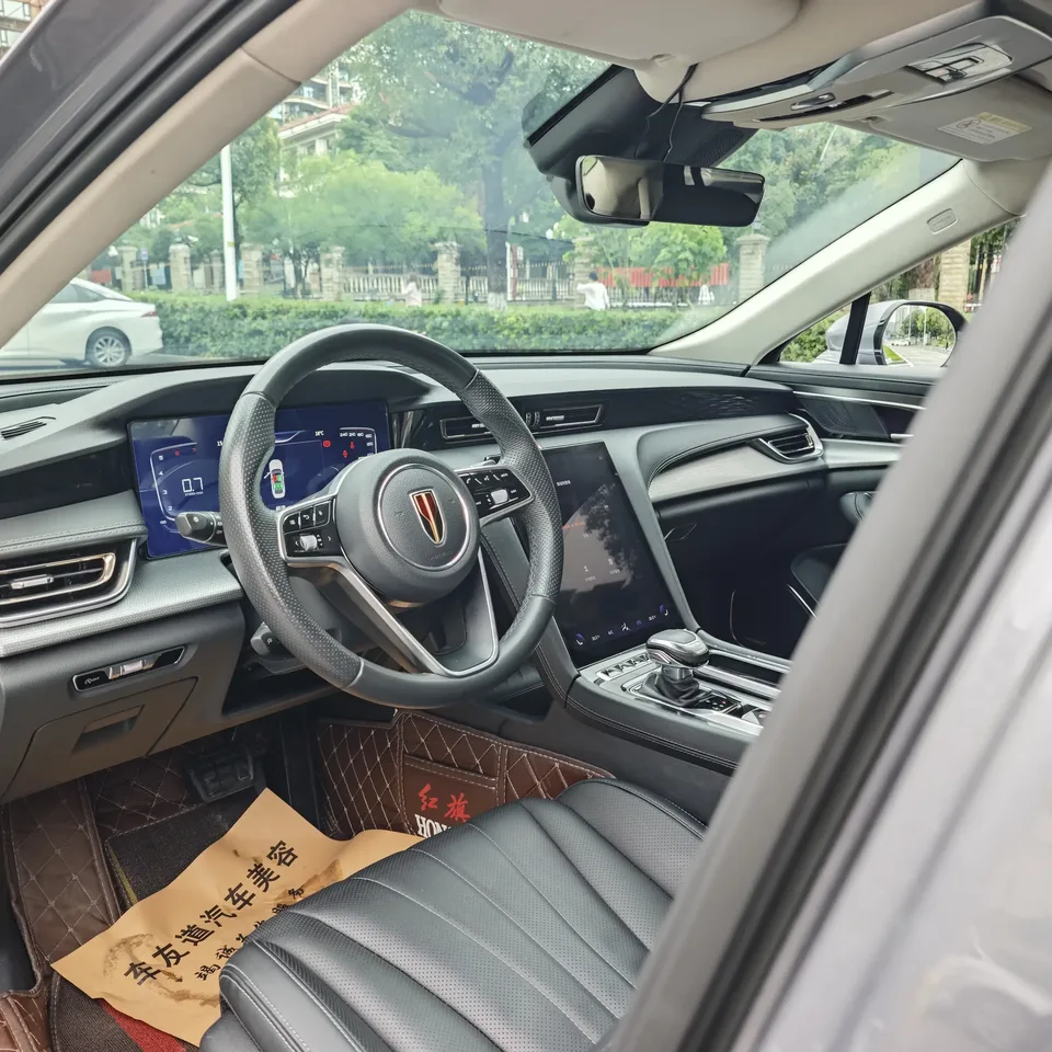 Hongqi H5 Hongqi H5 2023 2.0T Automatic Intelligent Connection Flagship Edition 2023 — thumbnail 4
