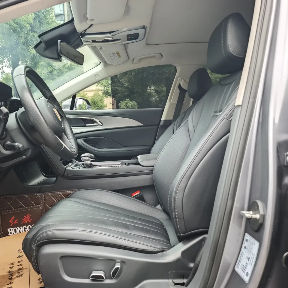 Hongqi H5 Hongqi H5 2023 2.0T Automatic Intelligent Connection Flagship Edition 2023 — thumbnail 5