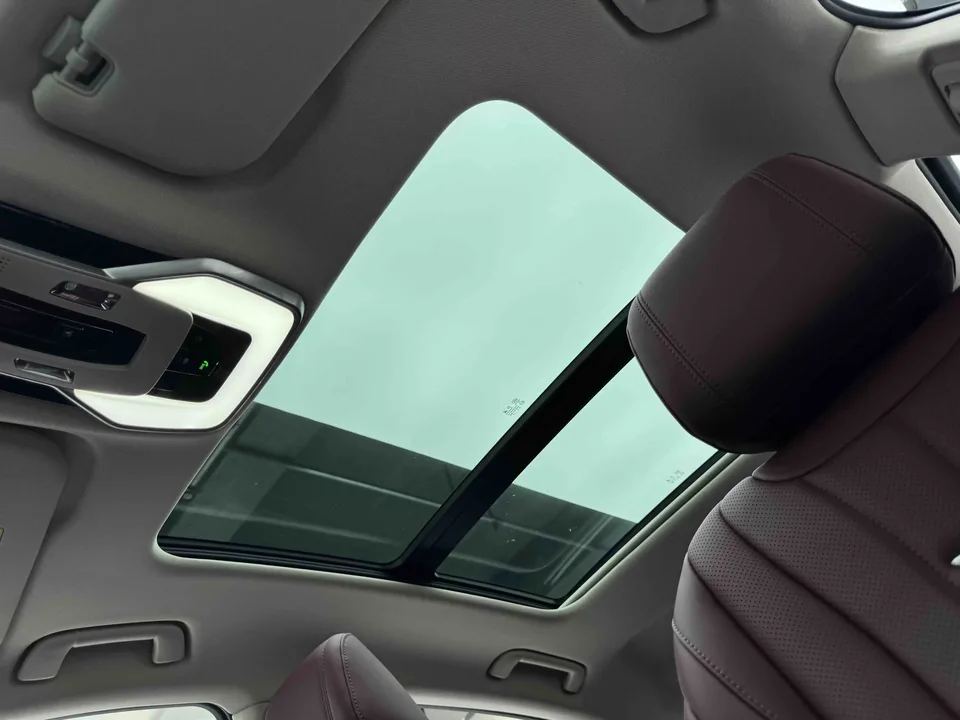 Hongqi H5 Hongqi H5 2024 1.5T DCT Zhilian Qiyun Edition 2024 — thumbnail 5