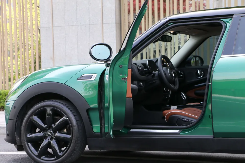 MINI Clubman MINI CLUBMAN 2022 Modified 1.5T COOPER Connoisseur 2022 — thumbnail 4