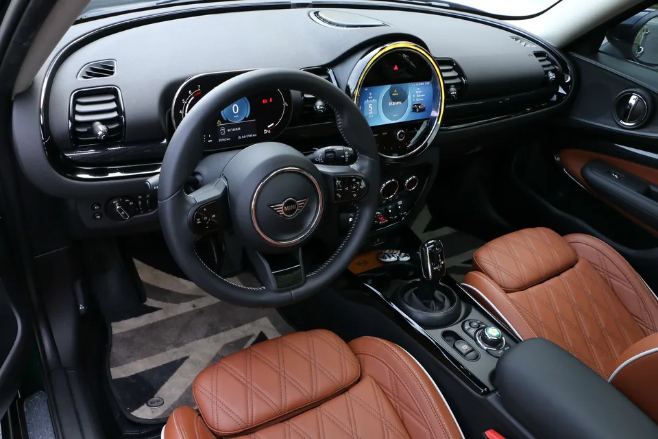 MINI Clubman MINI CLUBMAN 2022 Modified 1.5T COOPER Connoisseur 2022 — thumbnail 5