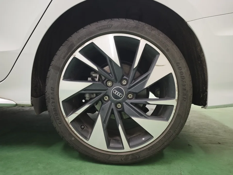 Audi A3 Audi A3 2022 A3L Limousine 35 TFSI Stylish Sports 2023 — thumbnail 3