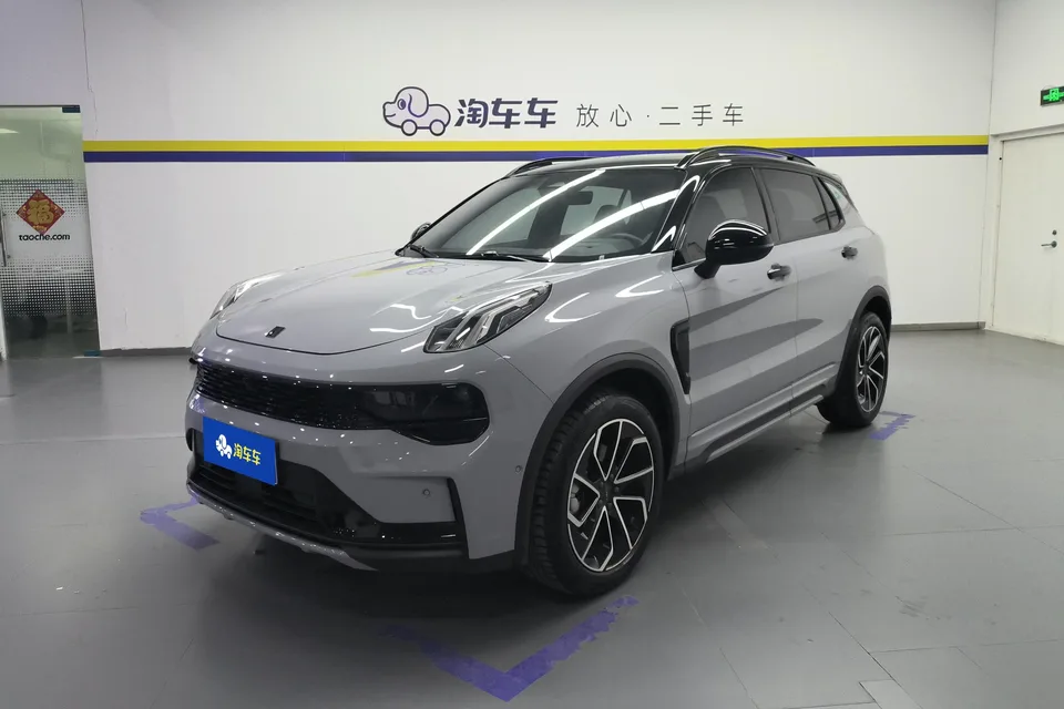 Lynk & Co 01 Lynk & Co 01 2023 EM-F Morning Dawn 2022 — photo 1, buy with delivery to Moscow