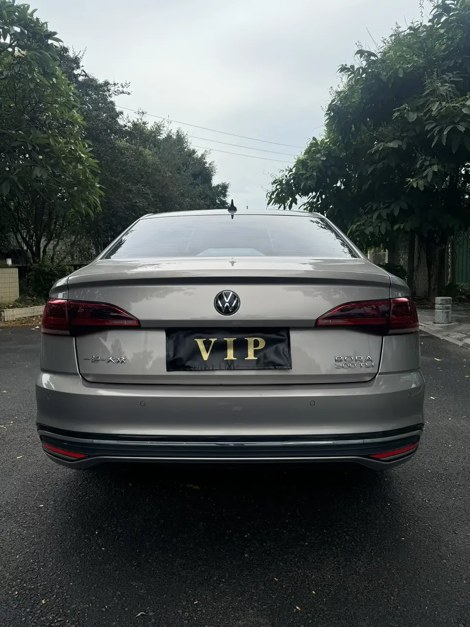 Volkswagen Bora Bora 2024 300TSI DSG Premium Edition 2024 — thumbnail 2