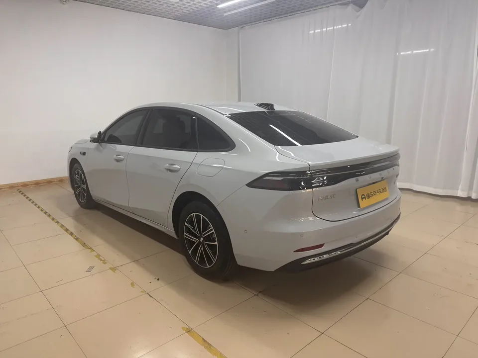 Geely Galaxy A7 EM Galaxy A7 EM 2025 70km Launch Edition 2025 — thumbnail 2