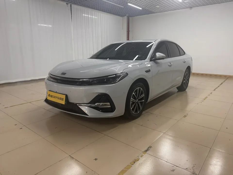 Geely Galaxy A7 EM Galaxy A7 EM 2025 70km Launch Edition 2025 — photo 1, buy with delivery to Moscow