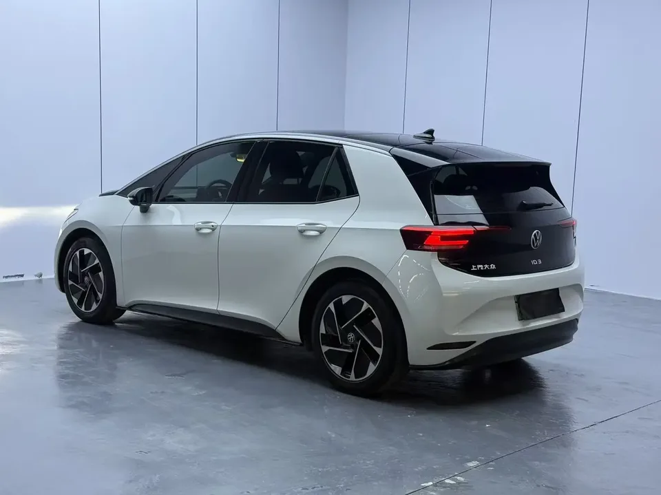 Volkswagen ID.3 Volkswagen ID.3 2024 Outstanding Edition 2024 — thumbnail 5