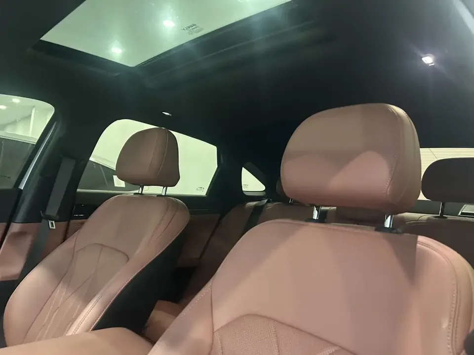 Geely Galaxy L6 Galaxy L6 2025 1.5 EM-i DHT 140KM Starship Edition 2025 — thumbnail 4