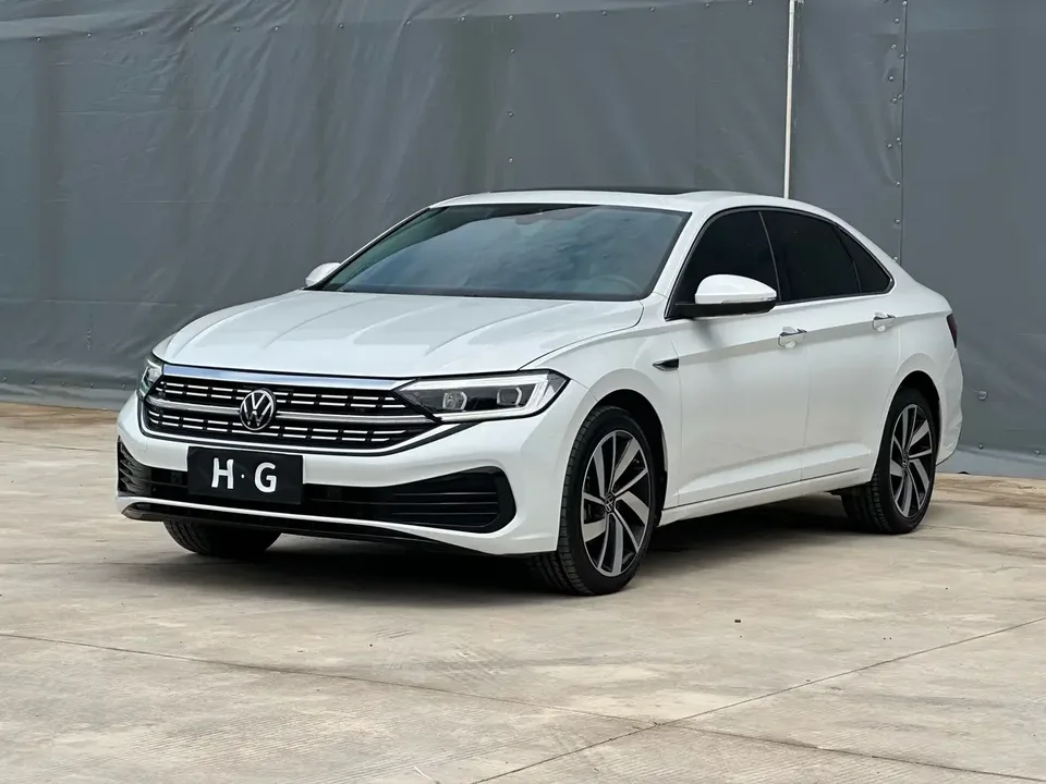 Volkswagen Sagitar Sagitar 2023 300TSI DSG Excellence Edition 2024 — photo 1, buy with delivery to Moscow