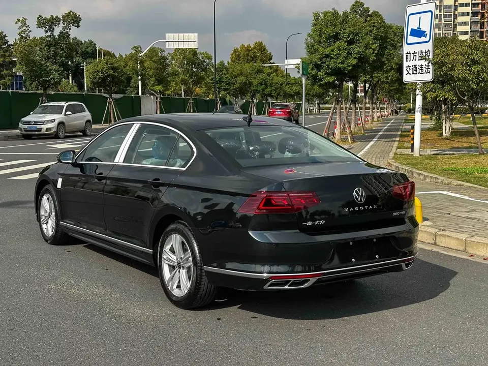 Volkswagen Magotan Magotan 2025 280TSI DSG Comfort Edition 2026 — thumbnail 2