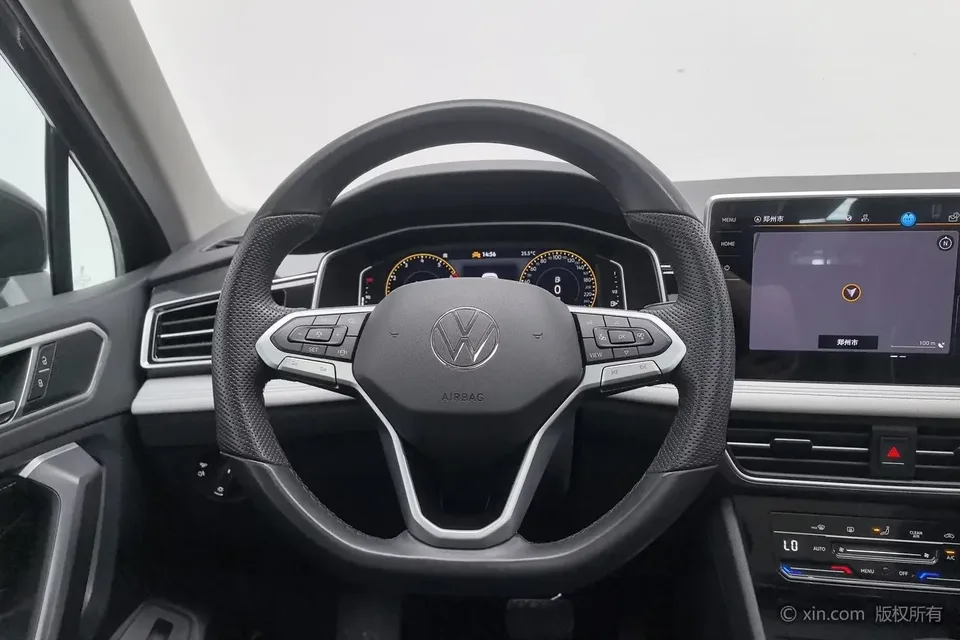 Volkswagen Tiguan L Tiguan L 2024 300TSI 2WD Smart Edition 2024 — thumbnail 4