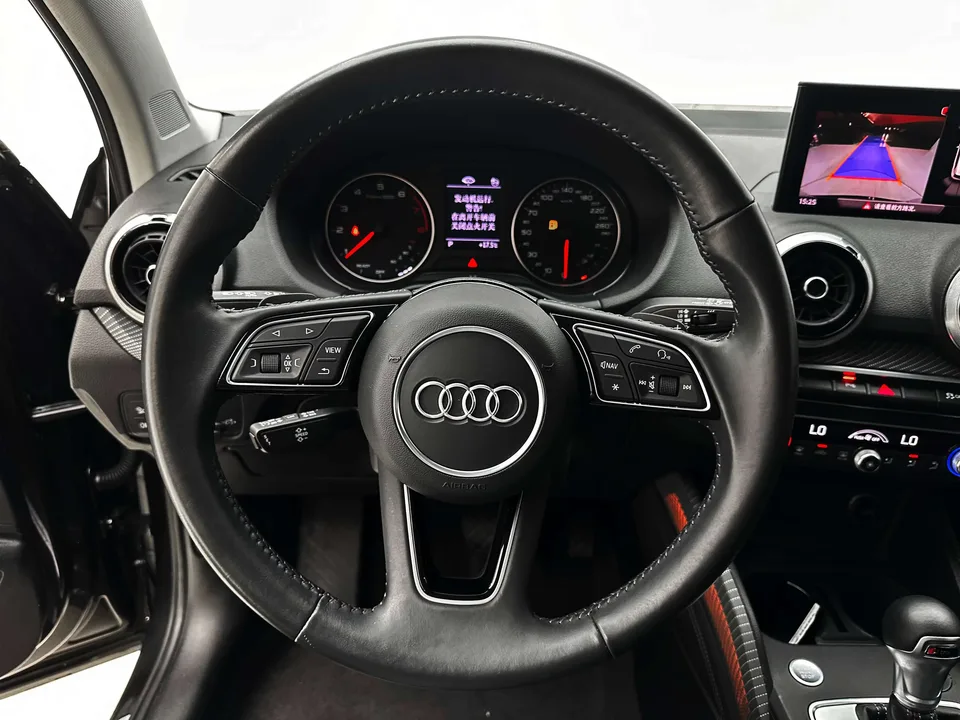 Audi Q2L Audi Q2L 2022 35 TFSI Stylish Dynamic 2022 — миниатюра 5
