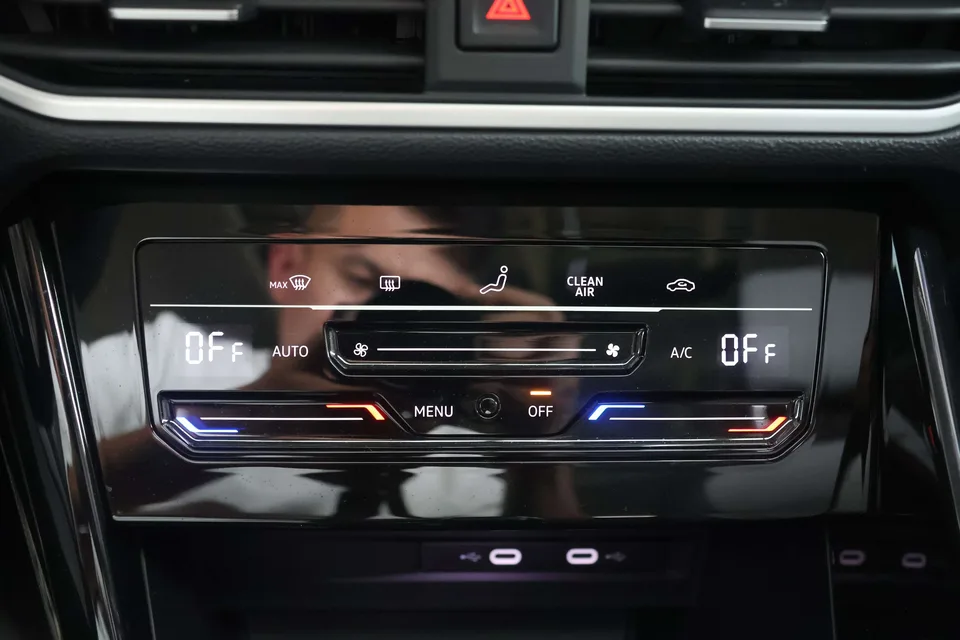 Volkswagen Tayron Tanyue 2023 280TSI 2WD Luxury Plus Advanced Edition 2023 — thumbnail 3