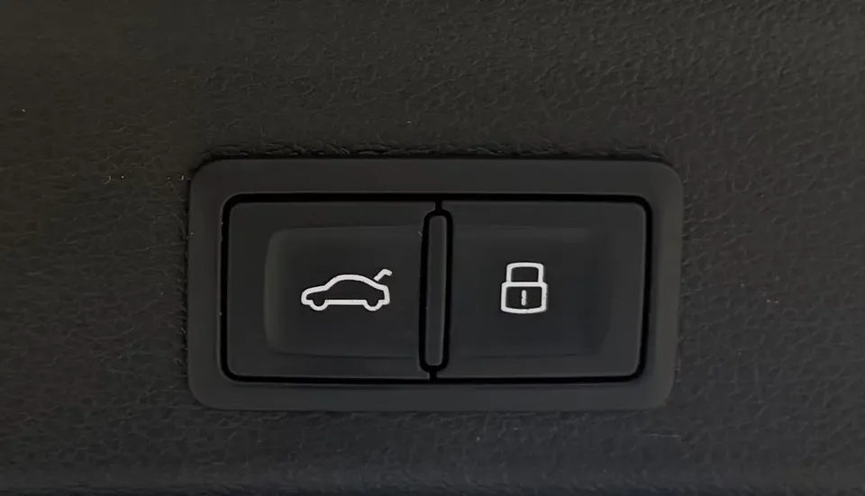 Audi Q3 Audi Q3 2022 35 TFSI Stylish Dynamic 2023 — thumbnail 3