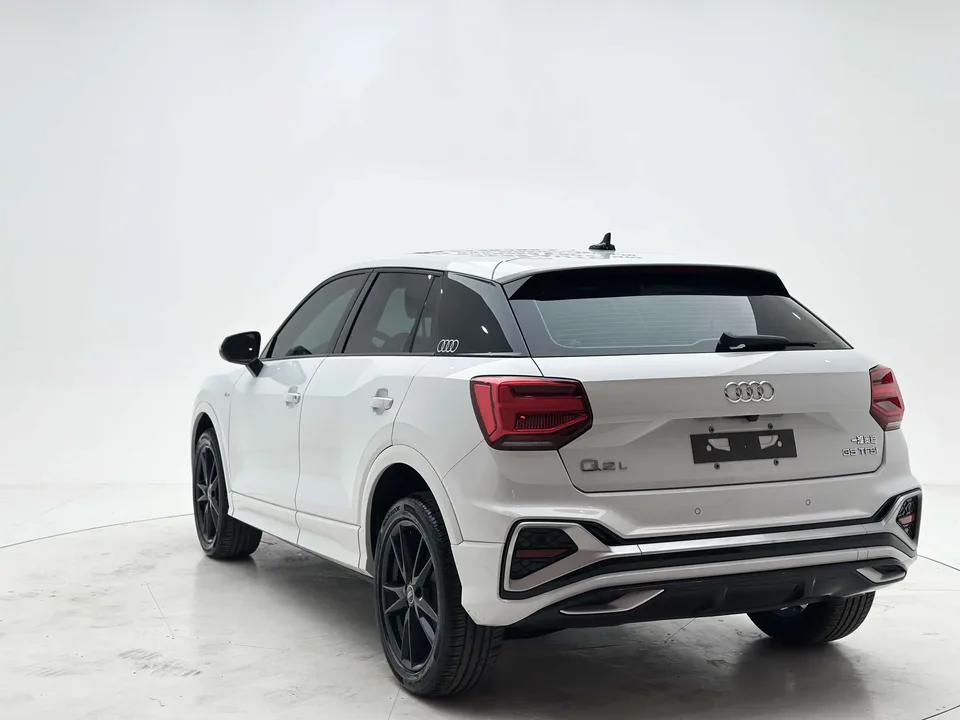 Audi Q2L Audi Q2L 2022 35 TFSI Progressive Dynamic 2023 — thumbnail 2