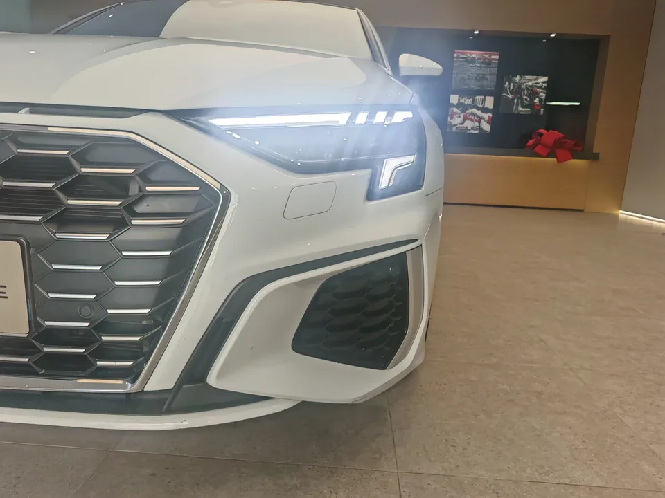 Audi A3 Audi A3 2024 Sportback 35 TFSI Stylish and sporty 2024 — thumbnail 2