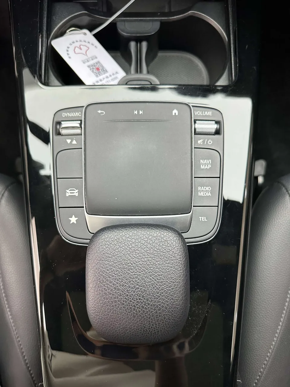 Mercedes-Benz Klasa A Mercedes Benz A Class 2022 A 180L 2022 — миниатюра 3