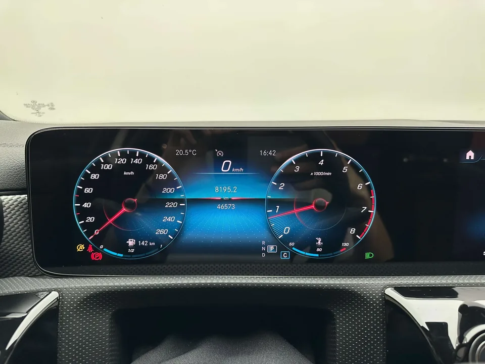 Mercedes-Benz Klasa A Mercedes Benz A Class 2022 A 180L 2022 — миниатюра 5