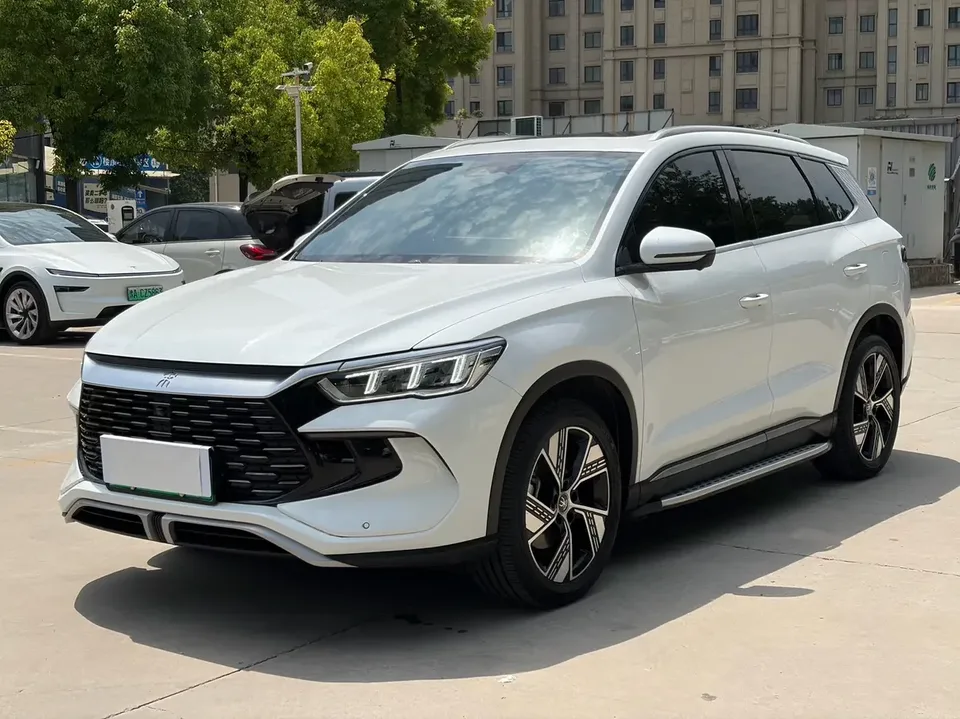 BYD Song Pro DM Song Pro DM 2023 DM-i Champion Edition 110km Excellence 2023 — photo 1, buy with delivery to Moscow