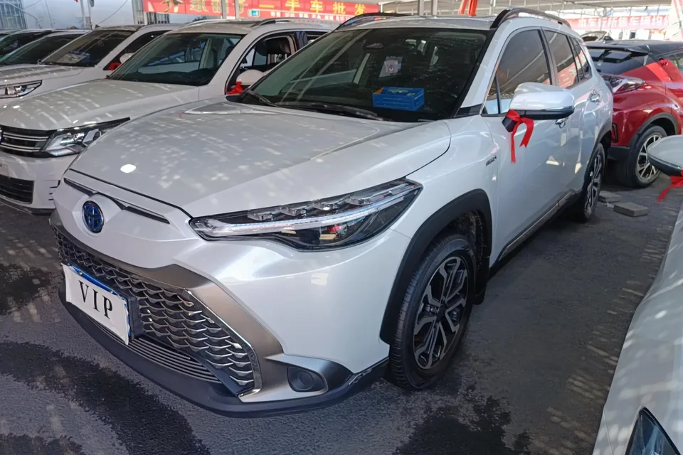 Toyota Frontlander Fenglanda 2024 2.0L Intelligent Electric Hybrid Dual Engine Deluxe Edition 2024 — photo 1, buy with delivery to Moscow