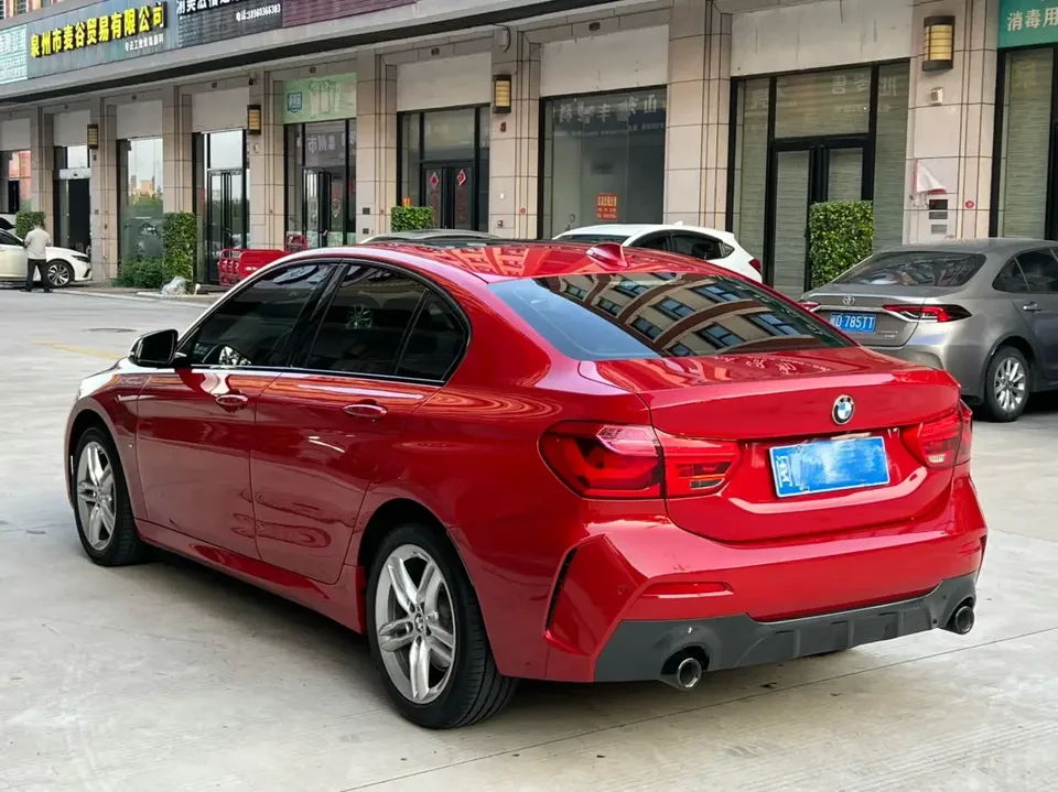 BMW 1 Series BMW 1 Series 2021 120i M Sport Night Edition 2022 — thumbnail 4
