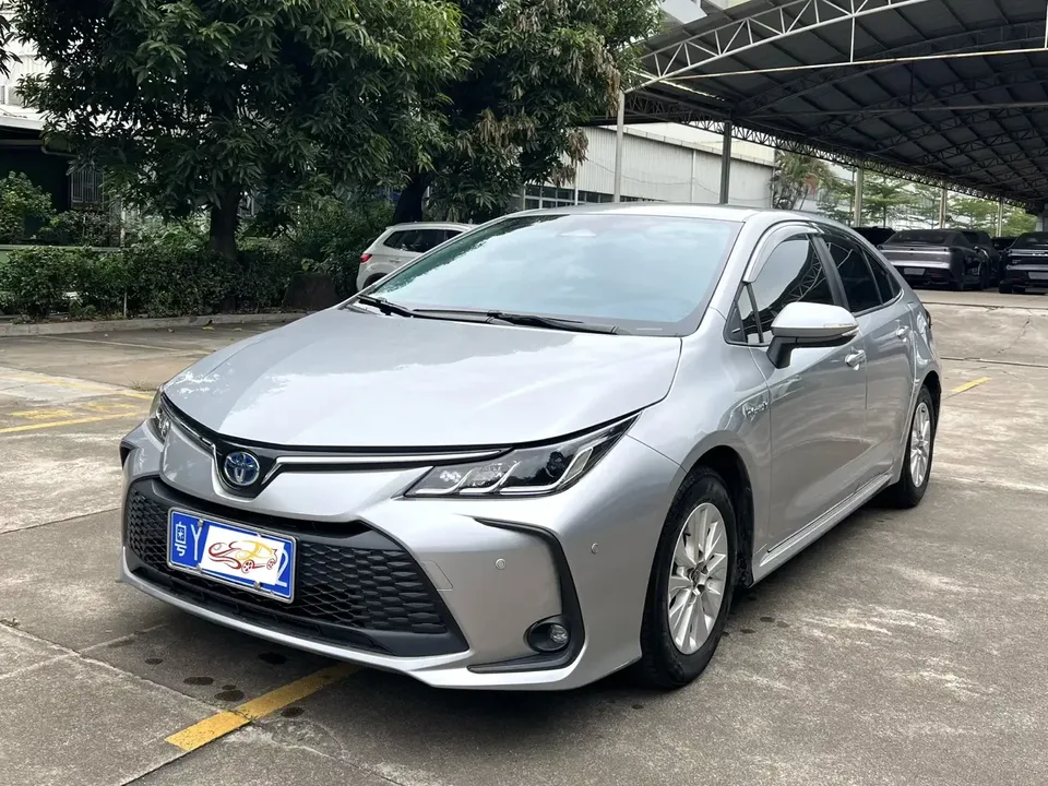 Toyota Corolla Corolla 2023 Intelligent Electric Hybrid Dual Engine 1.8L E-CVT Pioneer Edition 2024 — photo 1, buy with delivery to Moscow