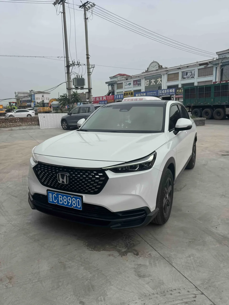 Honda WR-V HondaXR-V 2023 1.5L CVT Heat Wave Edition 2023 — photo 1, buy with delivery to Moscow
