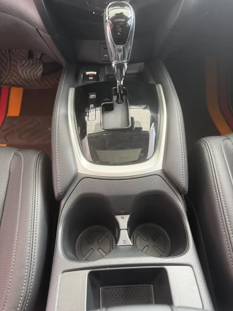 Nissan X-Trail Qijun 2023 Classic Edition 2.0L 2WD Smart Link Premium Edition 2023 — thumbnail 4