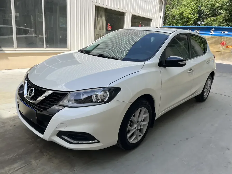 Nissan Tiida Tiida 2023 1.6L CVT Intelligent Travel Edition 2023 — photo 1, buy with delivery to Moscow
