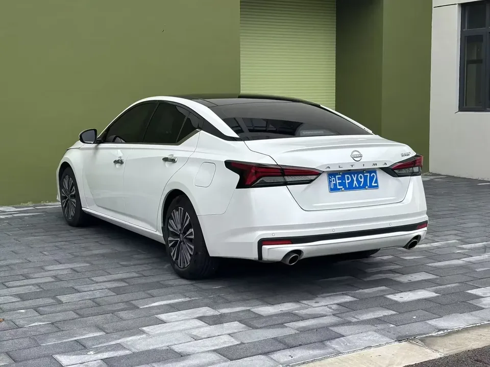 Nissan Altima Sound of nature 2024 2.0L XE True Edition 2024 — thumbnail 4