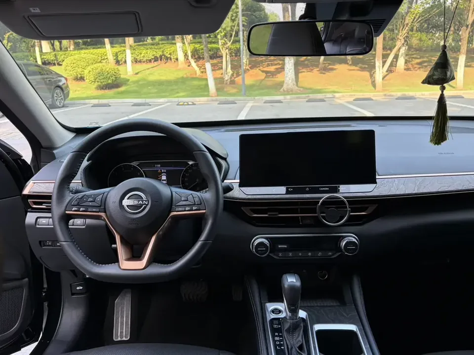 Nissan Altima Sound of nature 2024 2.0L XE True Edition 2025 — thumbnail 3