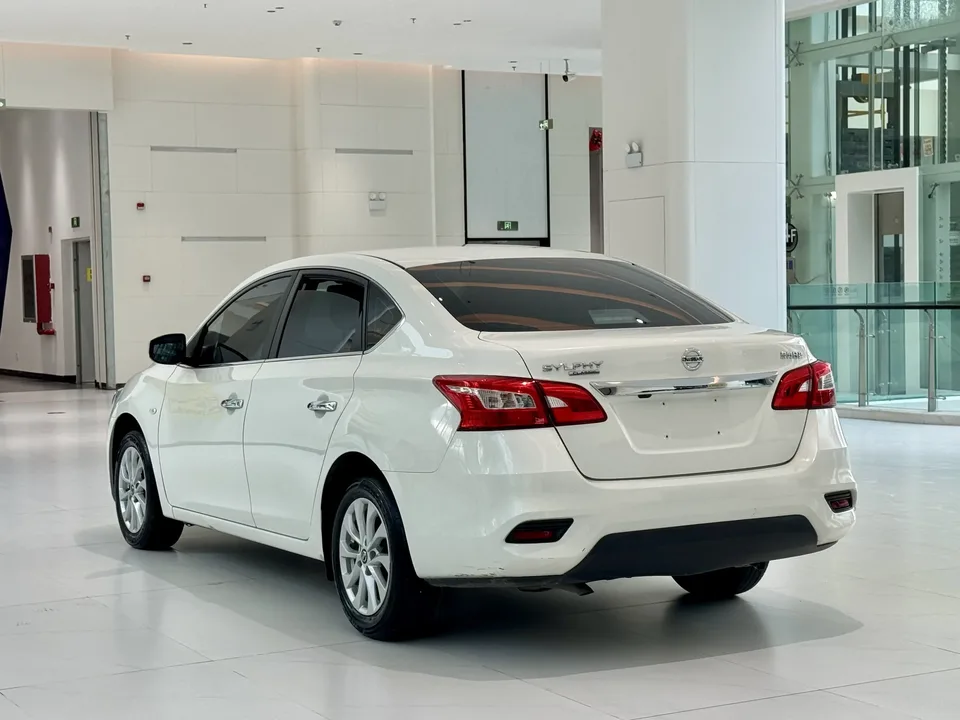 Nissan Sylphy Sylphy 2022 Classic 1.6 XL CVT Deluxe Edition 2022 — thumbnail 2
