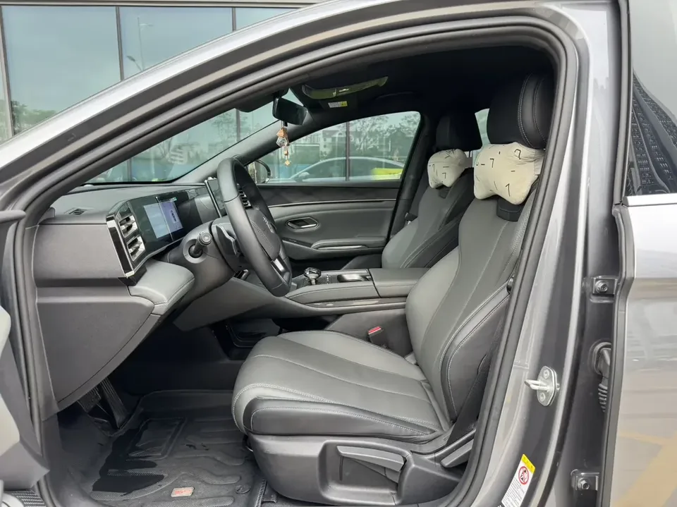 BYD Qin L DM Qin L DM 2025 Intelligent Driving Edition DM-i 80KM Leading Edition 2025 — thumbnail 3