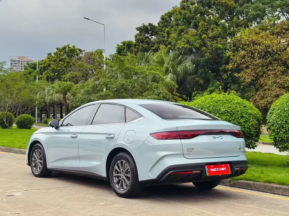 BYD Qin L DM Qin L DM 2024 DM-i 80KM Leading Type 2025 — thumbnail 2