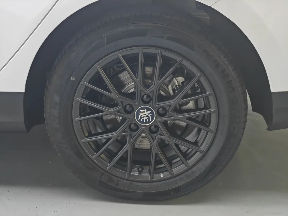 BYD Qin PLUS EV Qin PLUS EV 2025 Intelligent Driving Version 510KM Progressive 2026 — thumbnail 3