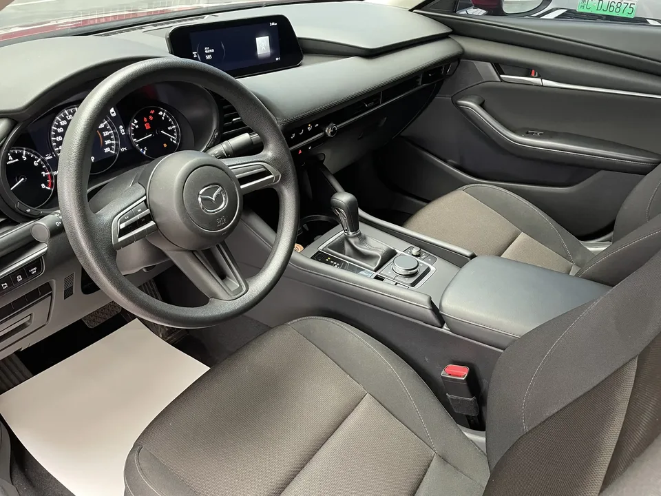 Mazda Axela Mazda3 Angkesela 2023 2.0L Automatic Quality Edition 2023 — thumbnail 4