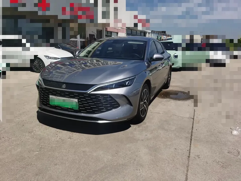 BYD Qin L DM Qin L DM 2024 DM-i 120KM Leading Type 2024 — photo 1, buy with delivery to Moscow