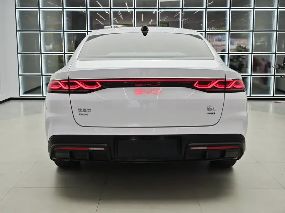 BYD Qin L DM Qin L DM 2025 Intelligent Driving Edition DM-i 120KM Leading Edition 2025 — thumbnail 2