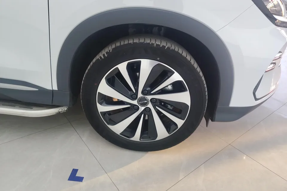 BYD Song PLUS DM Song PLUS DM 2023 DM-i Champion Edition 110KM Flagship PLUS 2023 — thumbnail 3