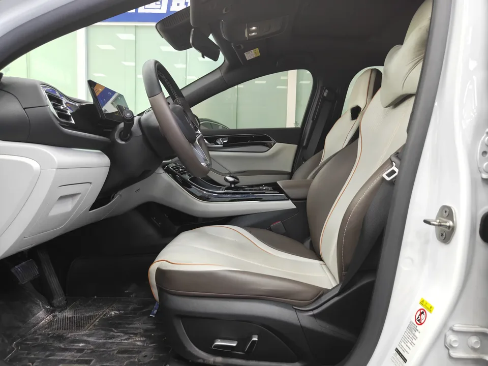 BYD Qin PLUS DM Qin PLUS DM 2023 DM-i Champion Edition 120KM Excellence 2024 — thumbnail 4