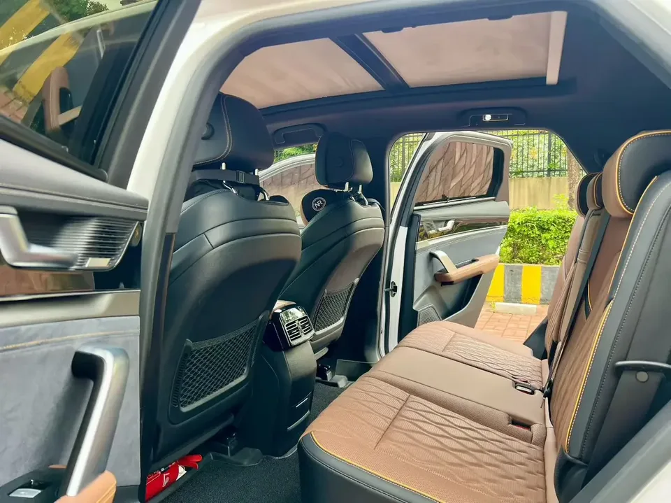 BYD Tang DM Tang DM 2023 DM-i Champion Edition 112KM Premium 2023 — thumbnail 3