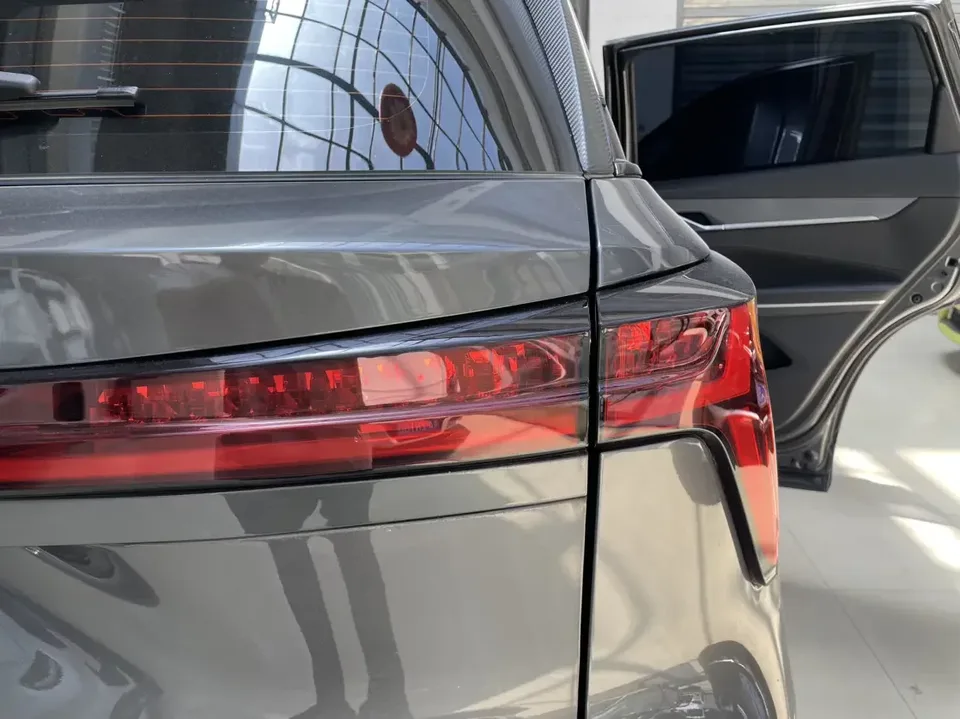 Changan CS75PLUS Changan CS75 PLUS 2024 The third generation champion version 1.5T automatic intelligent driving strong navigation 2025 — thumbnail 3