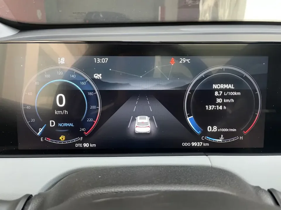 Changan CS75PLUS Changan CS75 PLUS 2024 The third generation champion version 1.5T automatic intelligent driving strong navigation 2025 — thumbnail 5