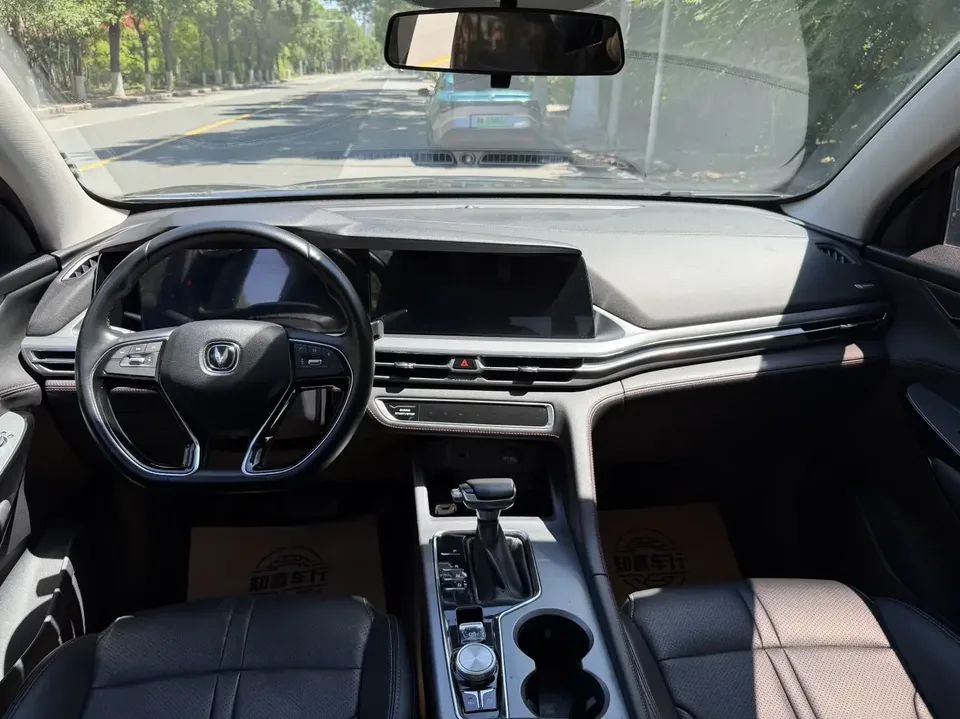 Changan CS75PLUS Changan CS75 PLUS 2022 1.5T Automatic Luxury 2022 — thumbnail 3
