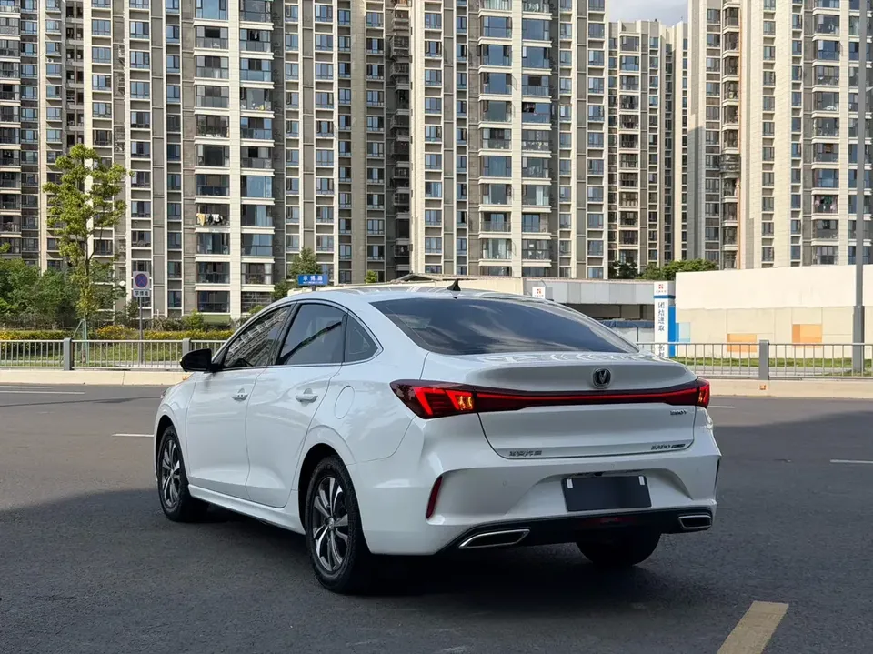 Changan Escape Escape 2023 PLUS Enjoy Edition Blue Whale NE 1.4T GDI DCT Premium Edition 2024 — thumbnail 2