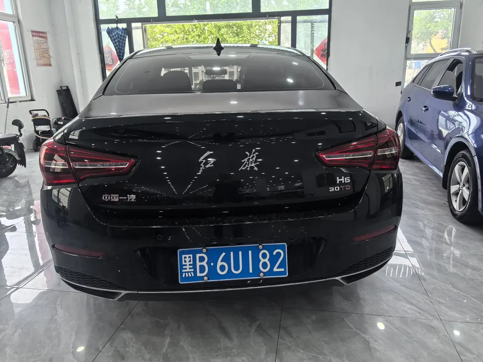 Hongqi H5 classic Hongqi H5 classic 2022 1.5T DCT 2023 — thumbnail 2