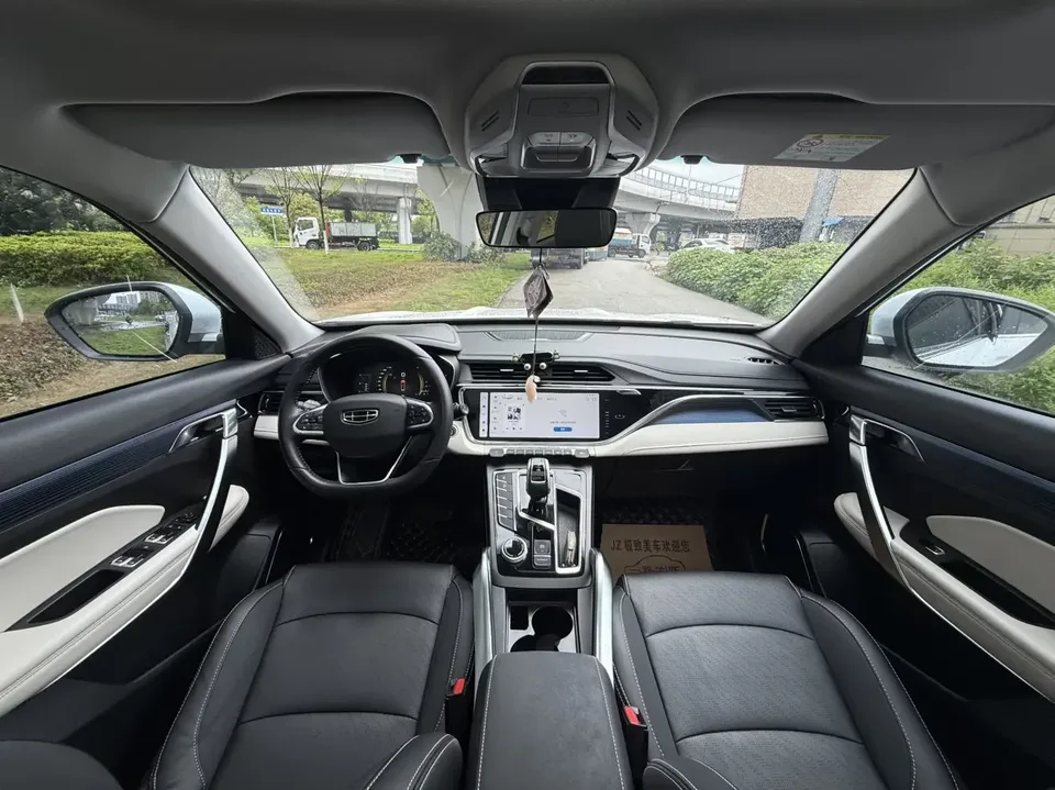 Geely Atlas Boyue 2022 Boyue X 1.8TD DCT Smart 2022 — миниатюра 4