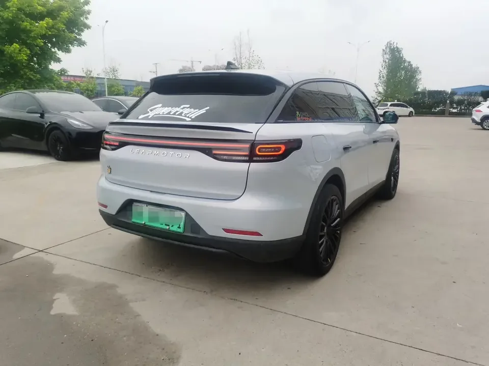 Leapmotor Zero running C11 Zero running C11 2023 500 Smart Edition 2023 — thumbnail 2