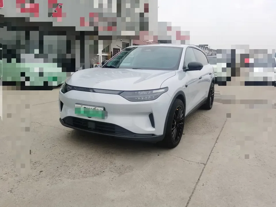 Leapmotor Zero running C11 Zero running C11 2023 500 Smart Edition 2023 — photo 1, buy with delivery to Moscow